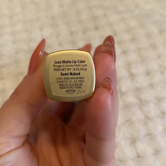 Bobbi brown - LUXE MATTE Lipstick - semi naked - Picture 5 of 7